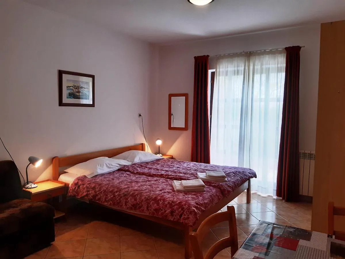 Apartments Barbara Veruda Porat Pula