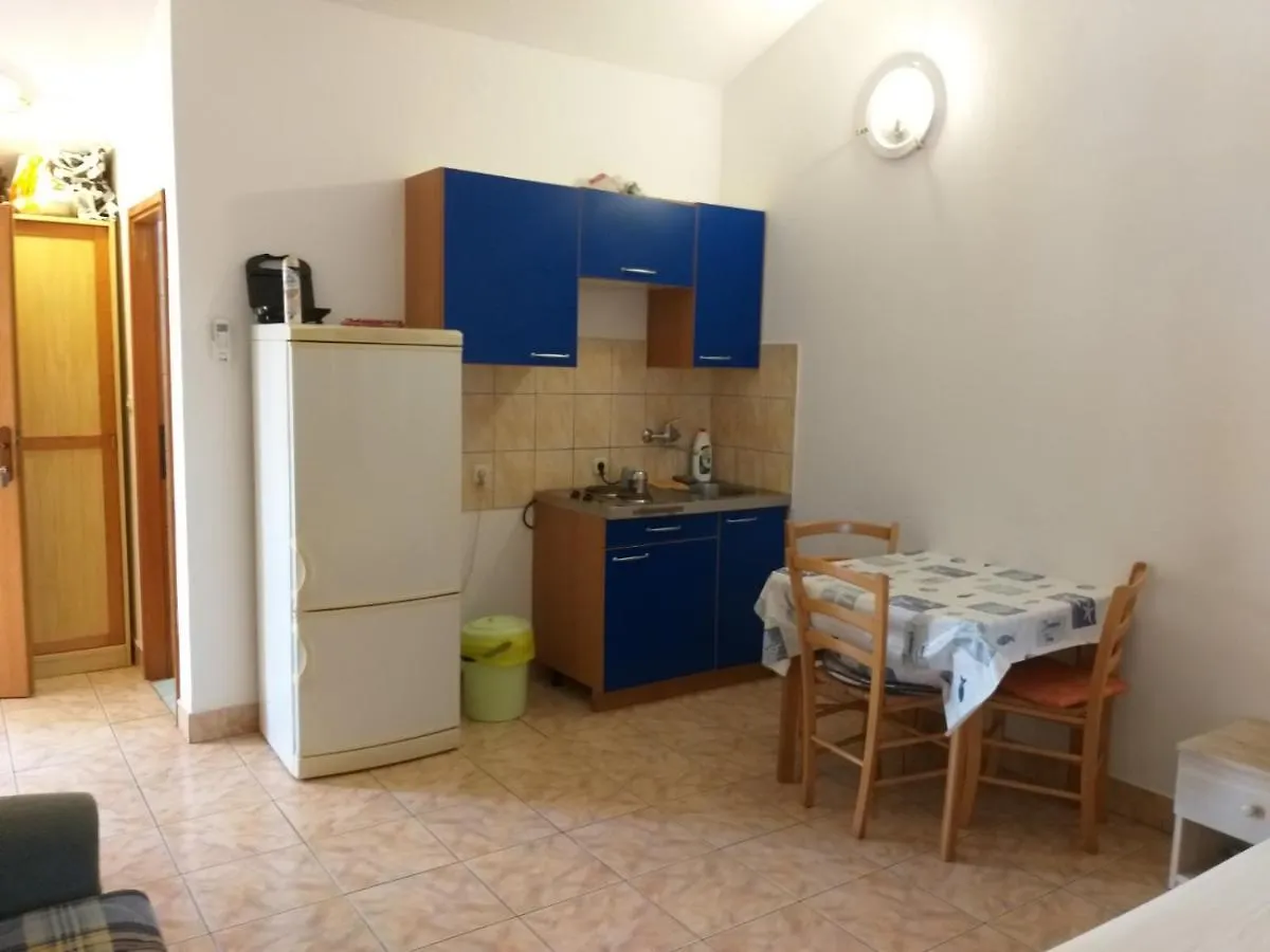 بولا Apartments Barbara Veruda Porat 3*,  كرواتيا